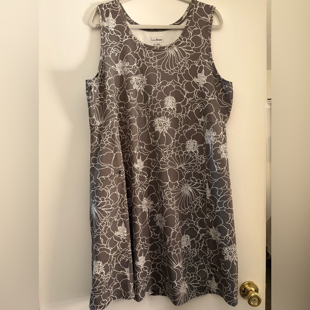 L.L. Bean Women's Gray Floral Mini Dress
